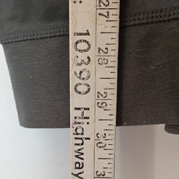 Reba McEntire sweatshirt with an album inspired graphic Long Sleeve Shirt Xl - Picture 7 of 12